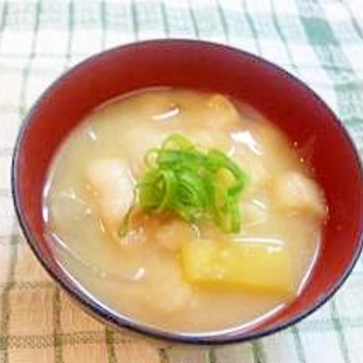 味噌汁バリエ☆♯６サツマイモ・タマネギ・麩